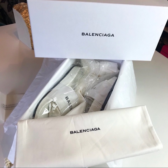 Auth Balenciaga Leather & Rubber Slides White - Picture 3 of 8